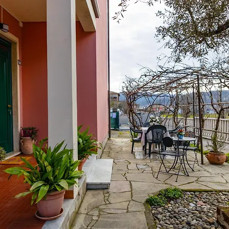 L'aurora Guest house Ceparana